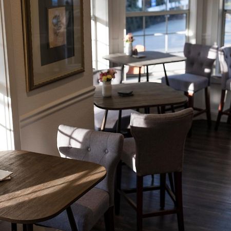 Hounds Tooth Inn Oakhurst Kültér fotó