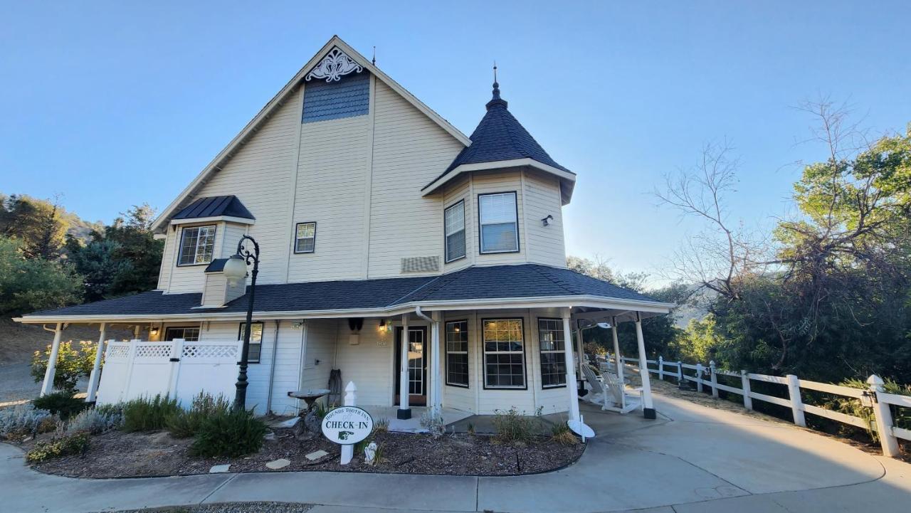 Hounds Tooth Inn Oakhurst Kültér fotó